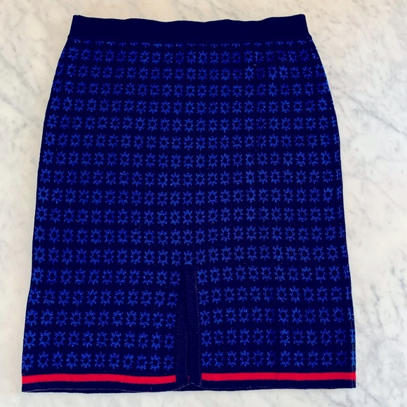 Tristan 2 piece knit cardigan and skirt suit with metallic floral print size L - Picture 12 of 16